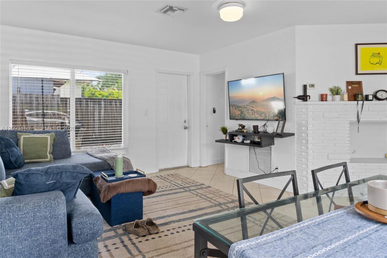 1810 NE 15th Ave , Unit 1810, Fort Lauderdale, FL 33305 Photo