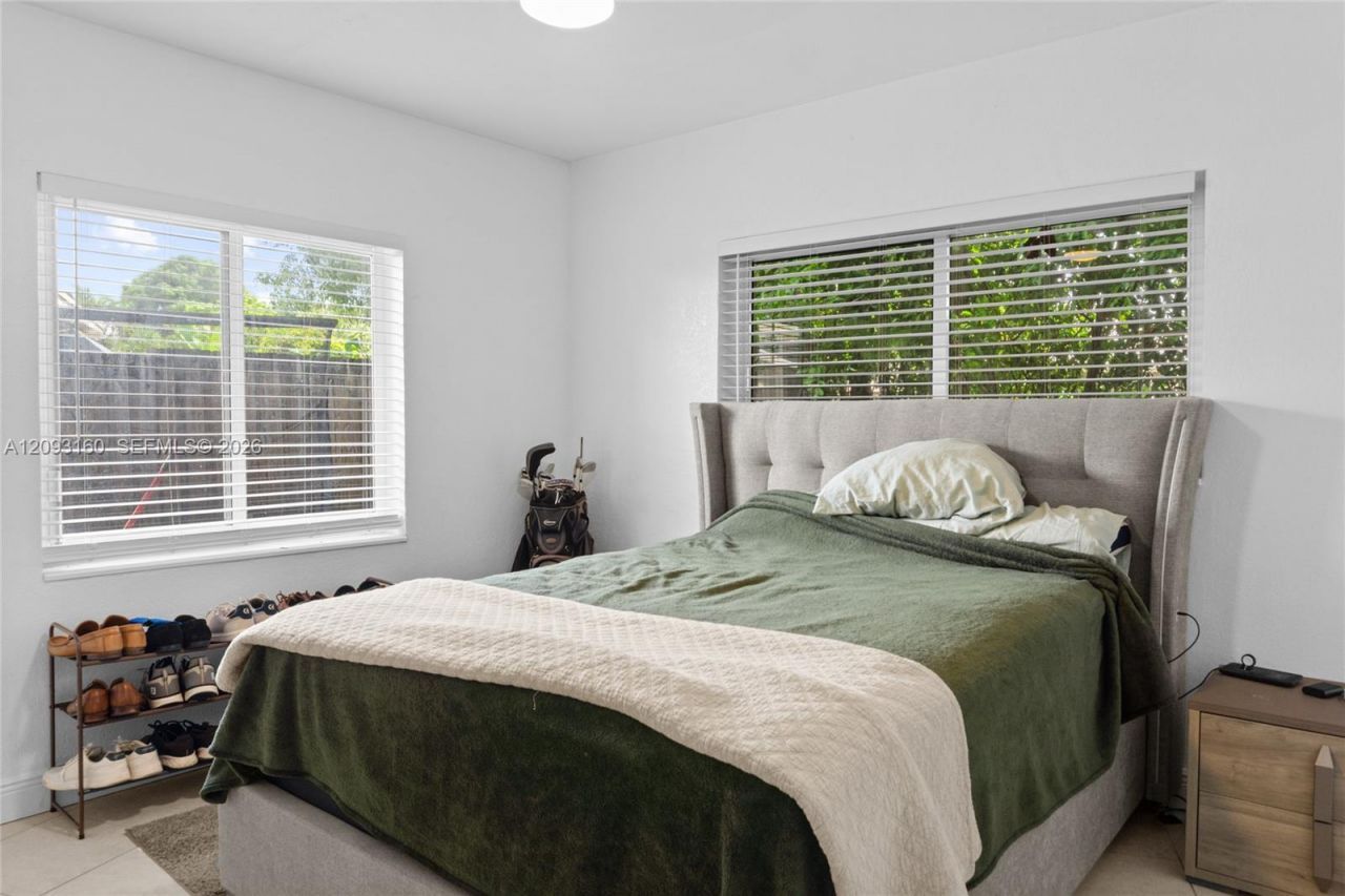 1810 NE 15th Ave , Unit 1810, Fort Lauderdale, FL 33305 Photo