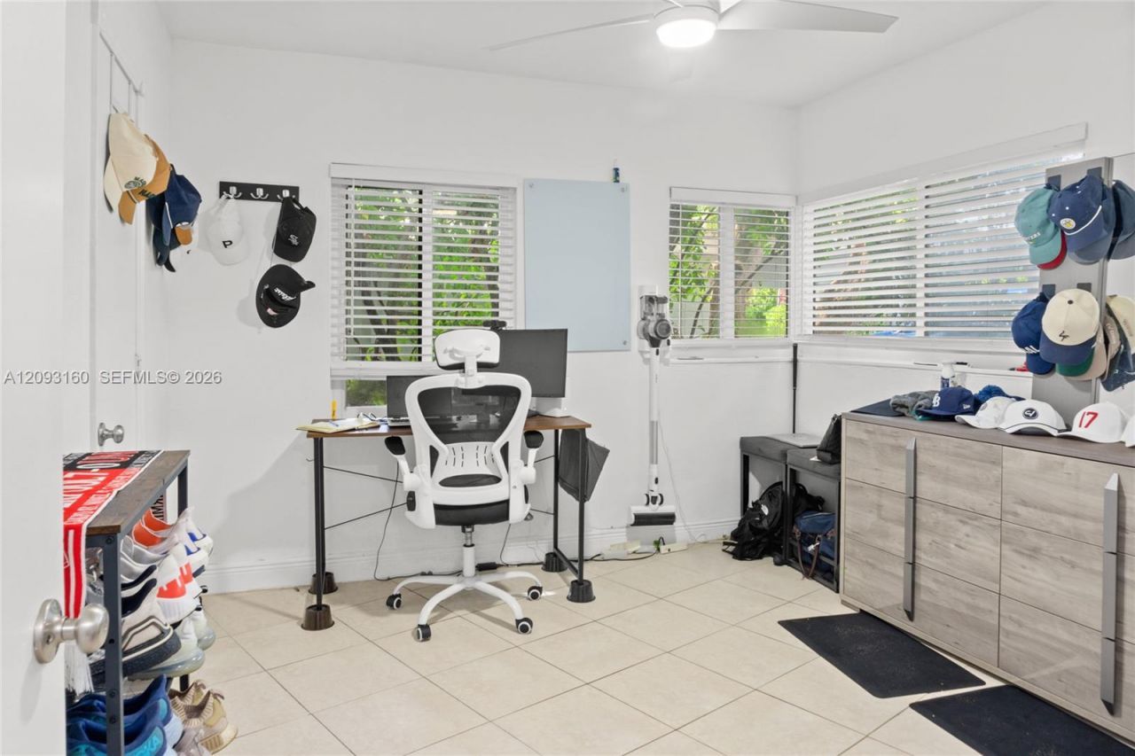 1810 NE 15th Ave , Unit 1810, Fort Lauderdale, FL 33305 Photo