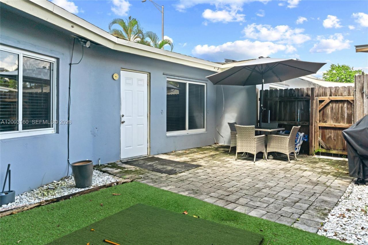 1810 NE 15th Ave , Unit 1810, Fort Lauderdale, FL 33305 Photo