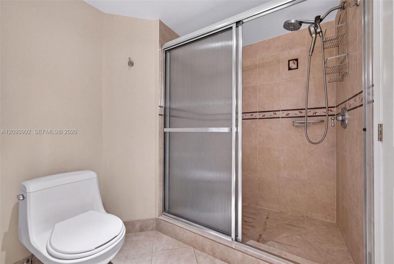 3400 NE 192nd St, Unit 2012, Aventura, FL 33180 Photo