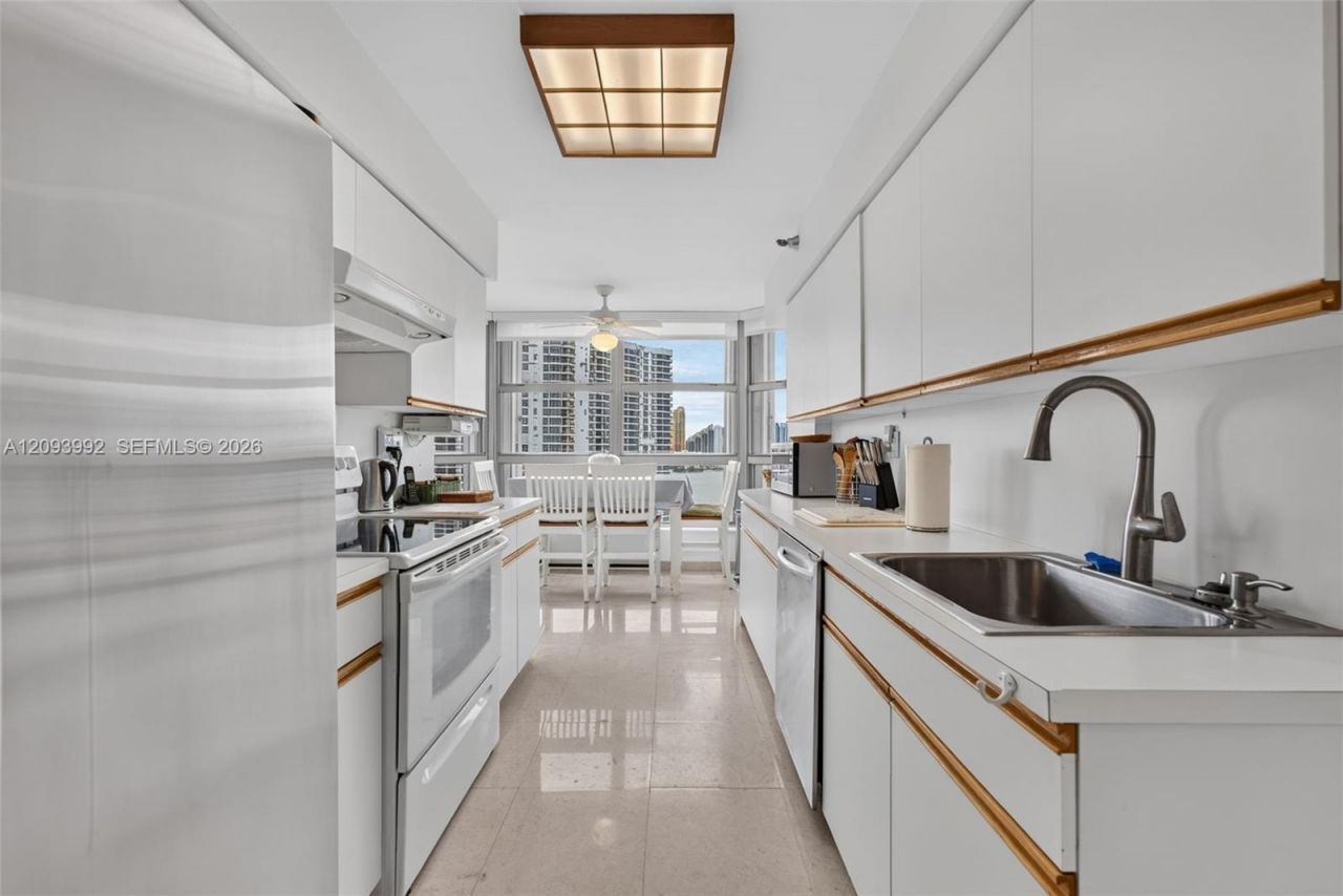 3400 NE 192nd St, Unit 2012, Aventura, FL 33180 Photo