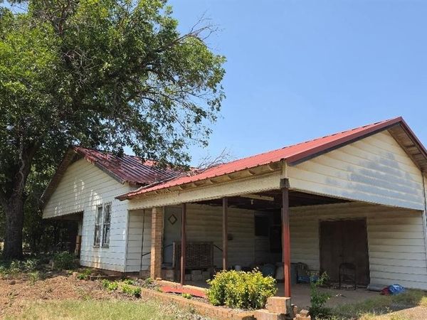 3482 N Hwy 287 Highway, Henrietta, TX 76365
