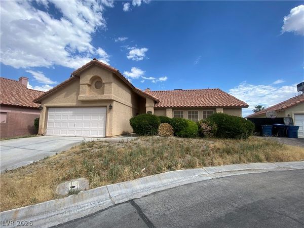 4327 Peaceful Path Court, North Las Vegas, NV 89032