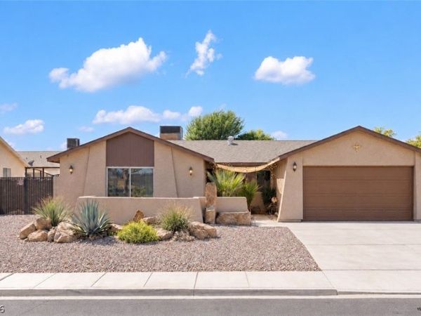 5389 W Braewood Avenue, Las Vegas, NV 89120