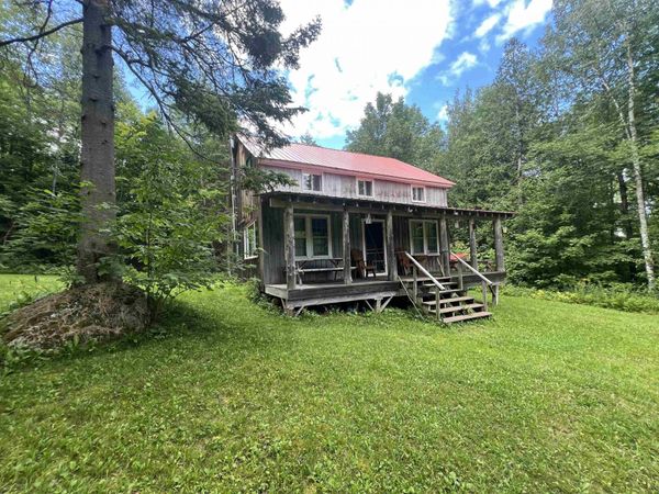 4121 Old Duck Pond Road, Sheffield, VT 05866