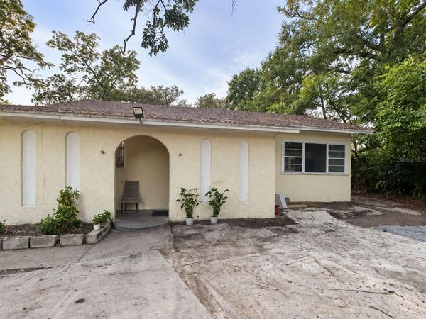 322 N WEKIWA SPRINGS ROAD , APOPKA, FL 32703