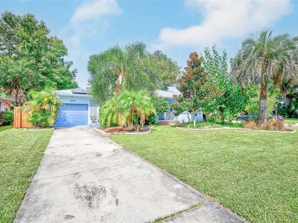 100 N ARCTURAS AVENUE , CLEARWATER, FL 33765