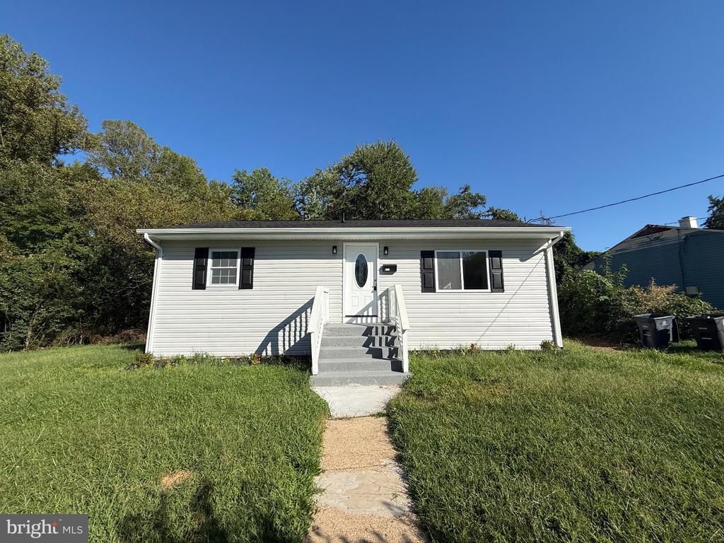 2502 NEWGLEN AVENUE , DISTRICT HEIGHTS, MD 20747