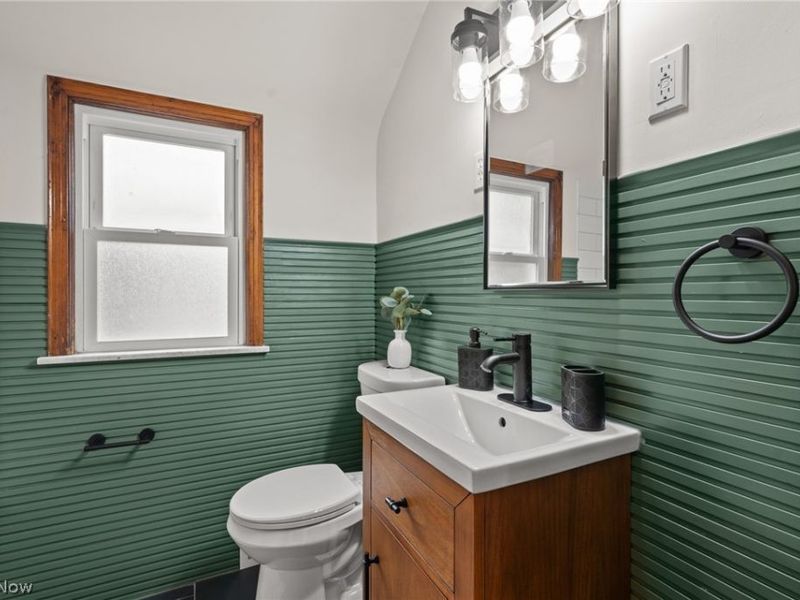 21790 Kennison Avenue, Euclid, OH 44123 Photo 22