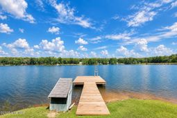 227 Laurel Heights photo 4