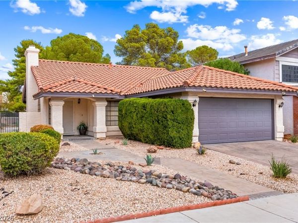 8824 Sail Bay Drive, Las Vegas, NV 89117