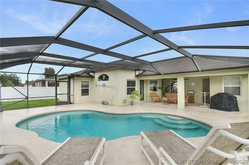 1185 SW Janette Avenue, Port Saint Lucie, FL 34953 Photo