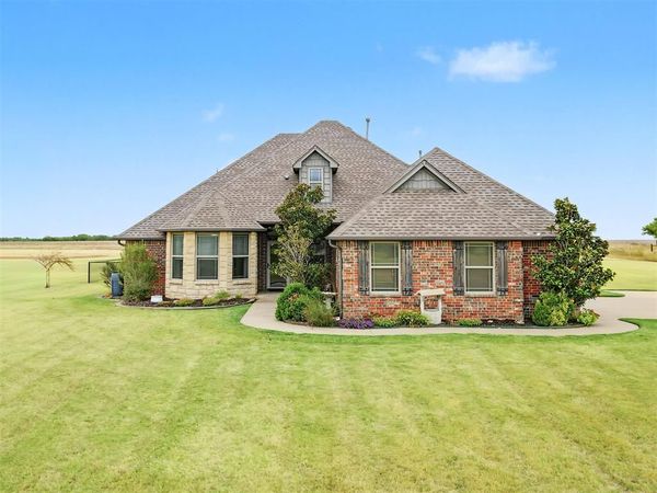 16387 SW 23rd Street, El Reno, OK 73036