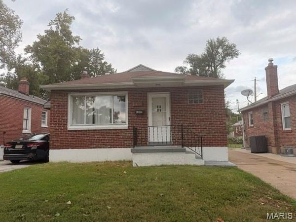 8309 Orchard Avenue , University City, MO 63132
