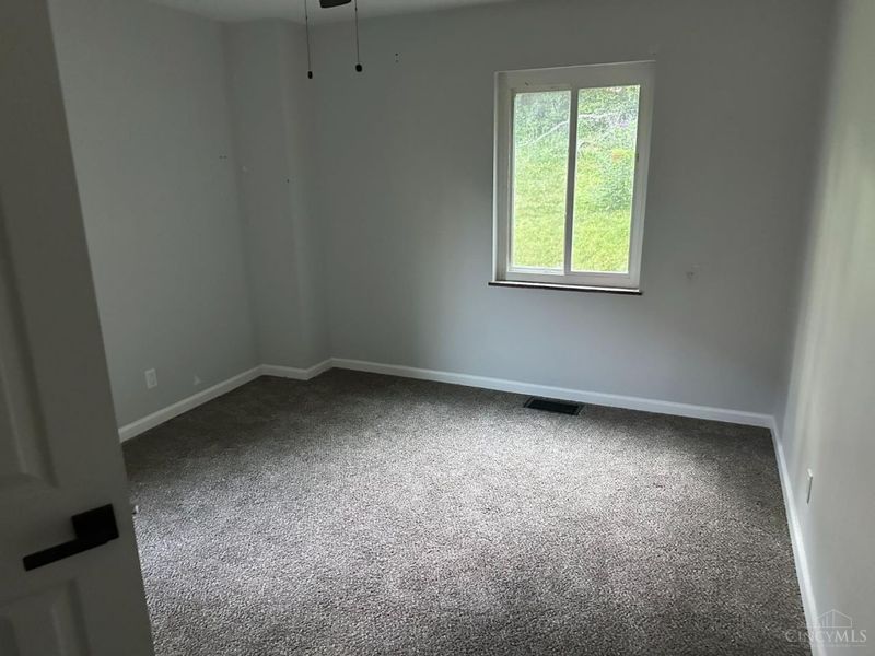 5866 Kennedy Avenue, Cincinnati, OH 45213 Photo 7
