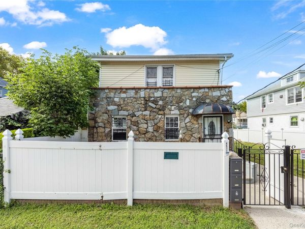 4511 Monticello Avenue, Bronx, NY 10466