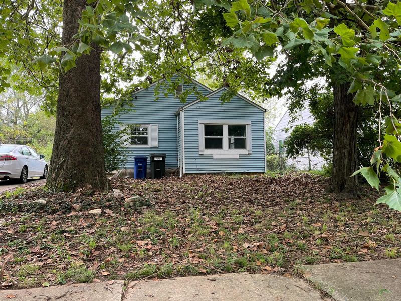 2548 Howey Road, Columbus, OH 43211 Photo 13