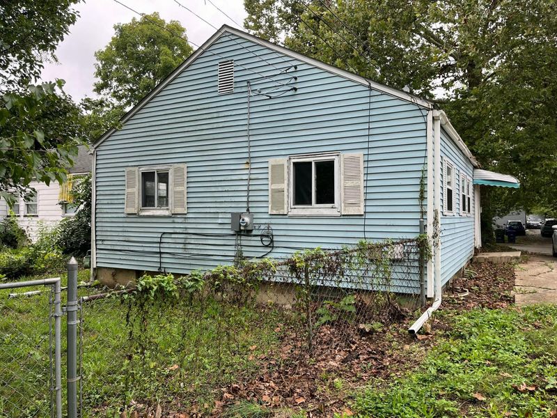 2548 Howey Road, Columbus, OH 43211 Photo 15