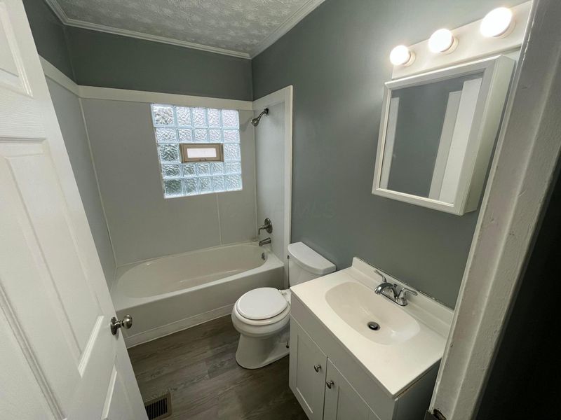 2548 Howey Road, Columbus, OH 43211 Photo 6