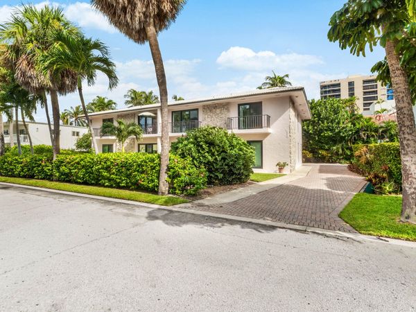 291 Mercury Road, Unit 4, Juno Beach, FL 33408
