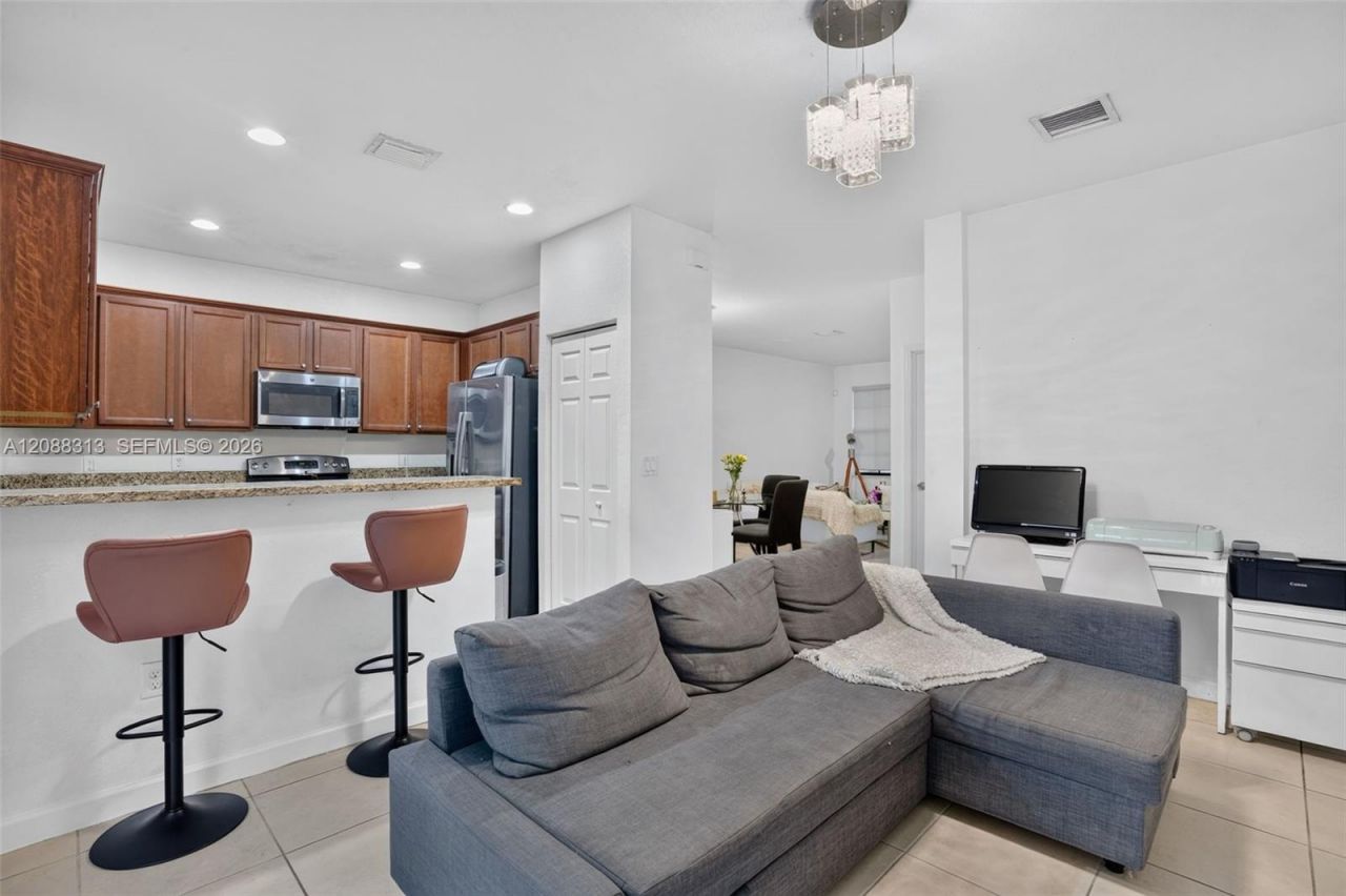 11249 NW 88th Ter , Doral, FL 33178 Photo