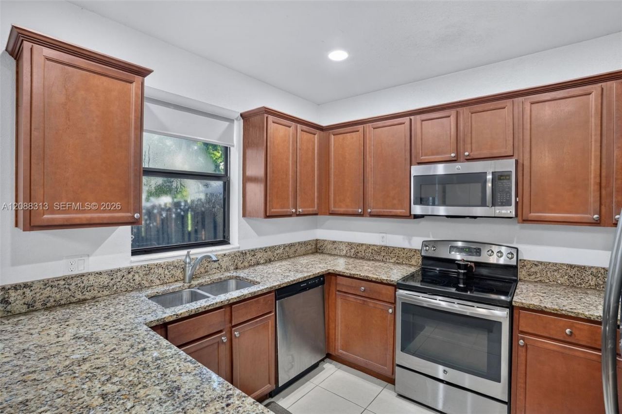 11249 NW 88th Ter , Doral, FL 33178 Photo