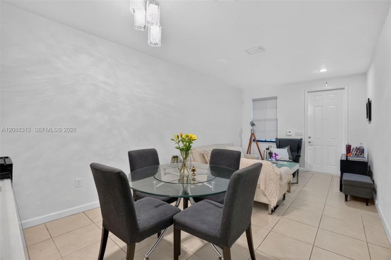 11249 NW 88th Ter , Doral, FL 33178 Photo