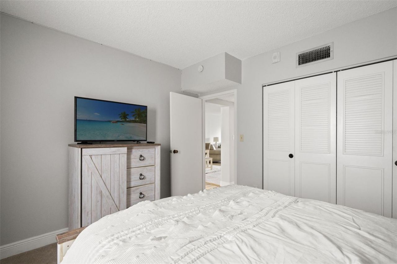 7321 Central Avenue , Unit 407, Saint Petersburg, FL 33710 Photo