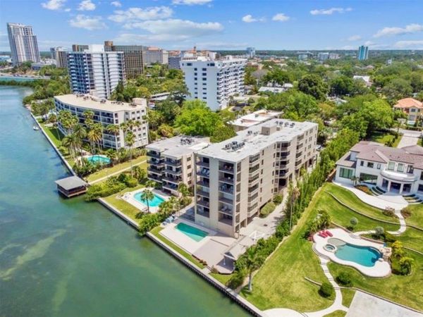 602 LIME AVENUE , Unit 303, CLEARWATER, FL 33756