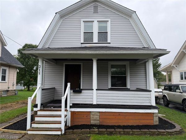 215 E Friend Street E, Columbiana, OH 44408