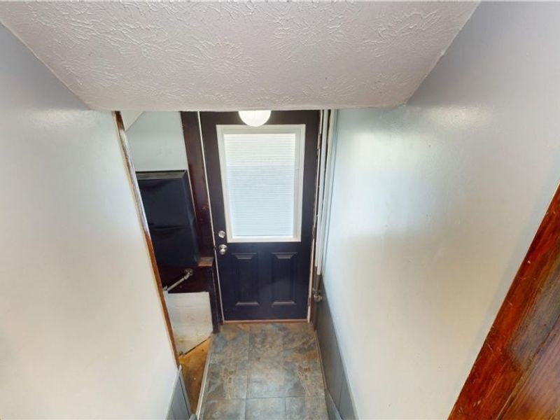215 E Friend Street E, Columbiana, OH 44408 Photo 16
