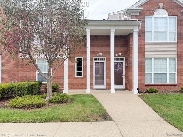 16476 Radison Drive, Macomb Township, Mi 48044