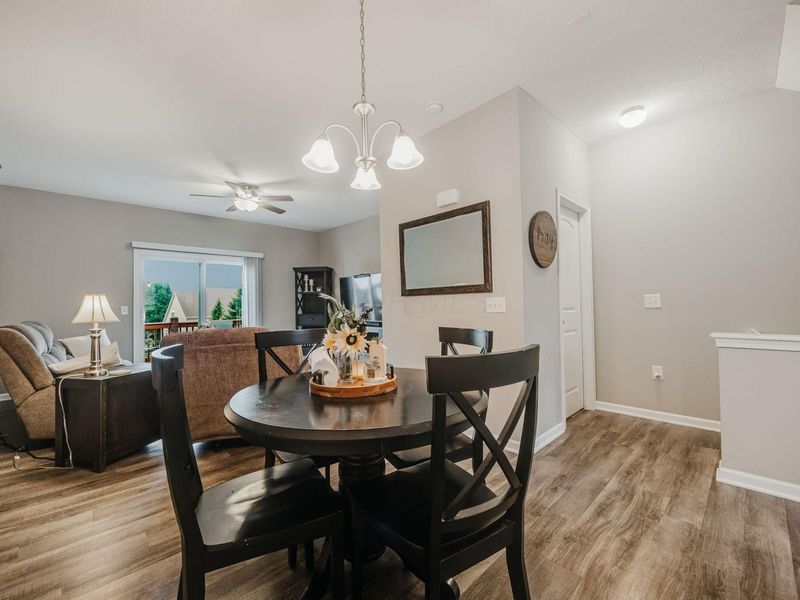 264 Autumn Ridge Circle, Pickerington, OH 43147 Photo 10