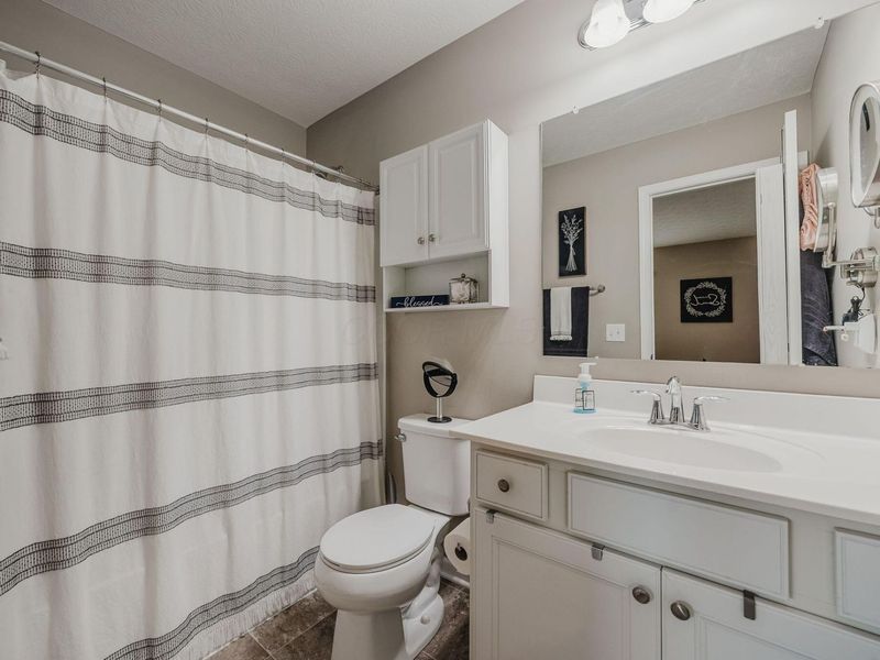 264 Autumn Ridge Circle, Pickerington, OH 43147 Photo 24
