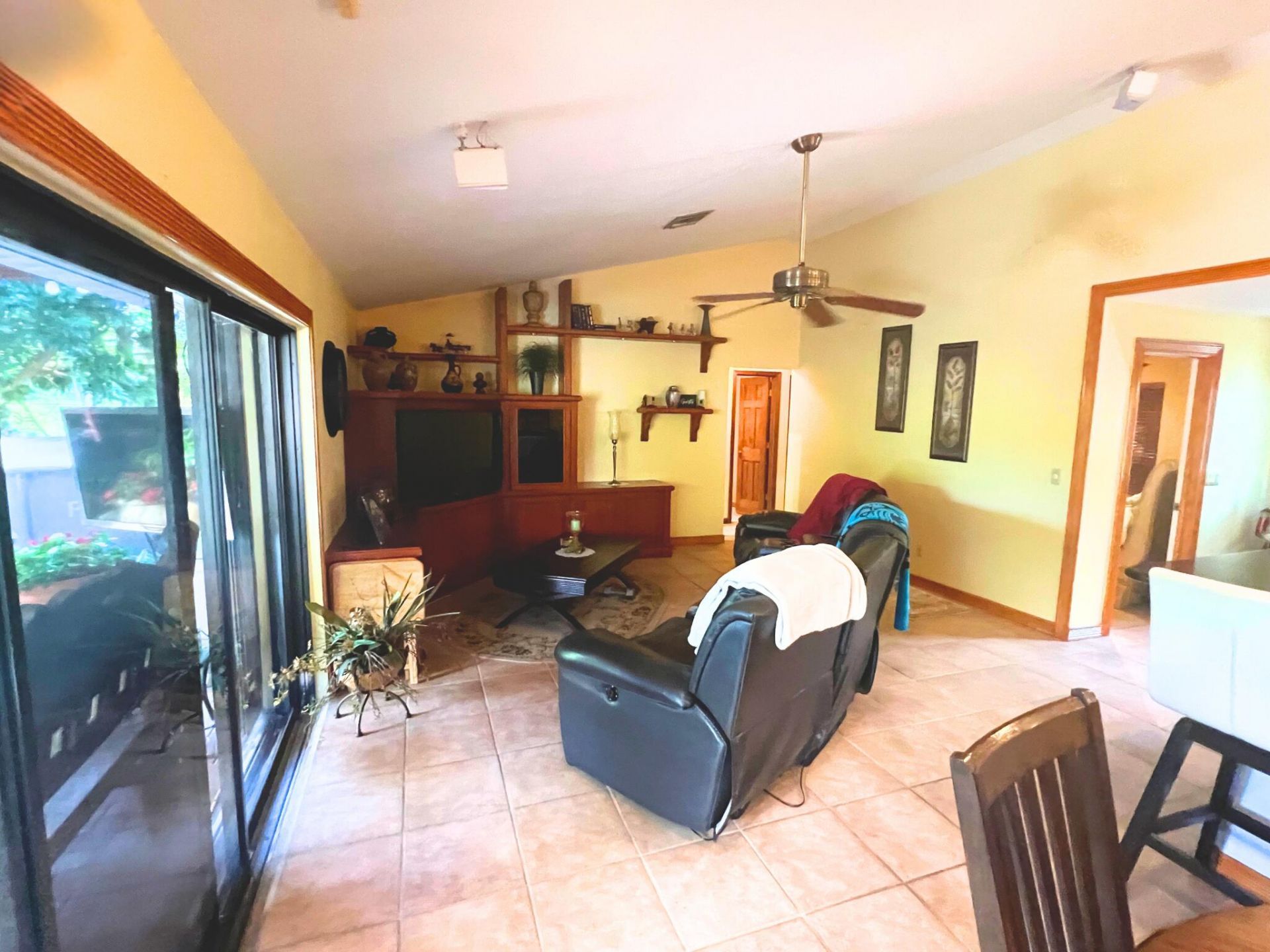 7300 NW 44th Terrace, Fort Lauderdale, FL 33073 Photo