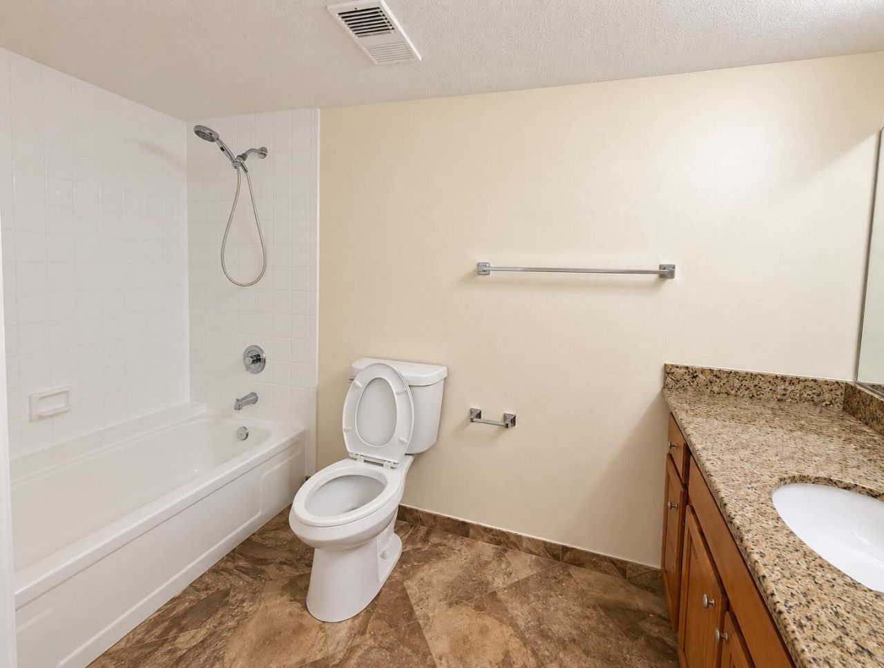 1820 N Congress Avenue, Unit 310, West Palm Beach, FL 33401 Photo