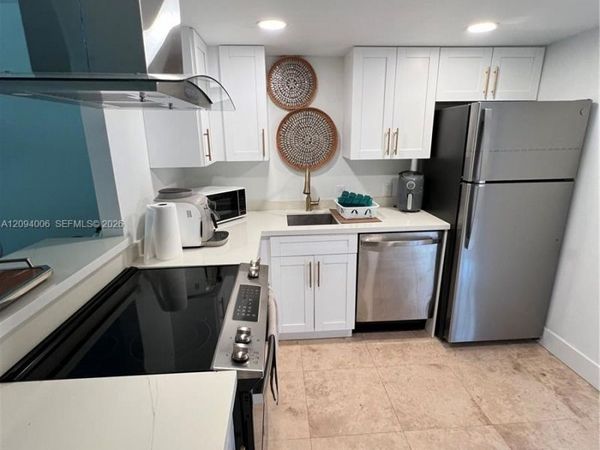 20500 W Country Club Dr , Unit 117, Aventura, FL 33180