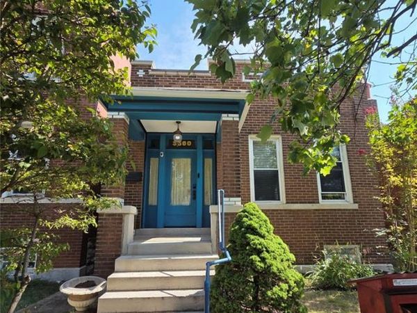 3560 S Spring Avenue , St Louis, MO 63116