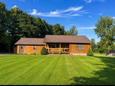 5337 S Holley Road , Holley, NY 14470