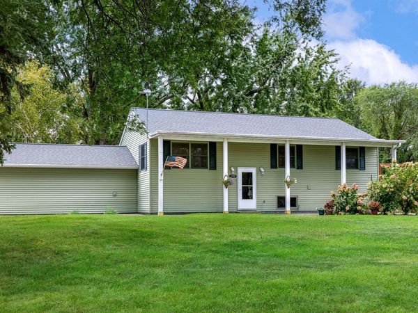 1550 Main St, Onalaska, WI 54650