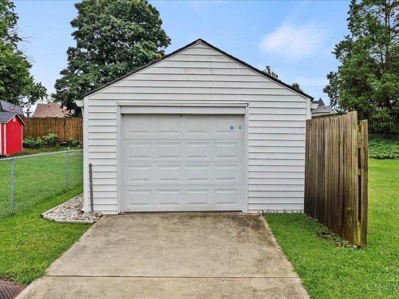 8536 Donegal Drive, Sycamore Township, OH 45236 Photo 25