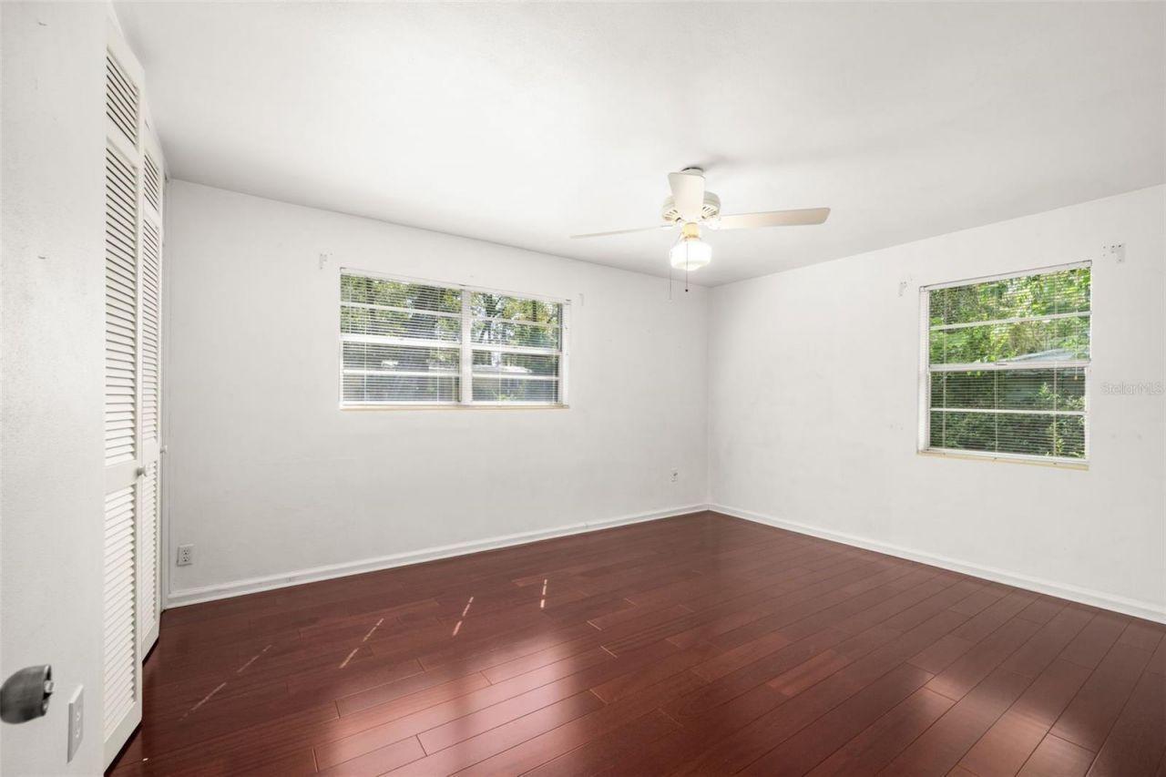 300 NW 34th Drive, Gainesville, FL 32607 Photo