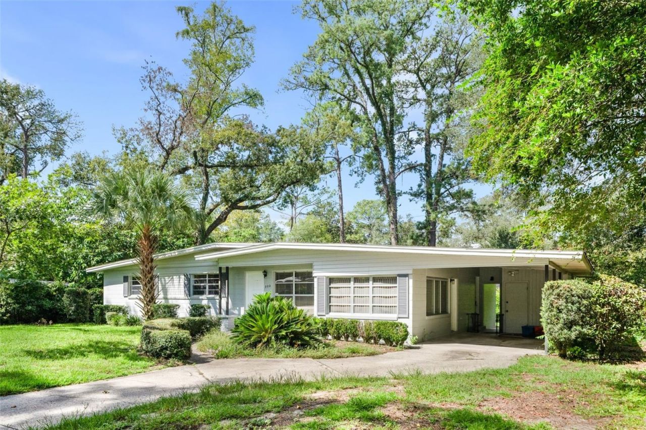 300 NW 34th Drive, Gainesville, FL 32607 Photo