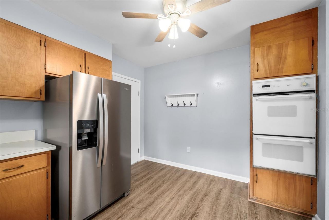 300 NW 34th Drive, Gainesville, FL 32607 Photo