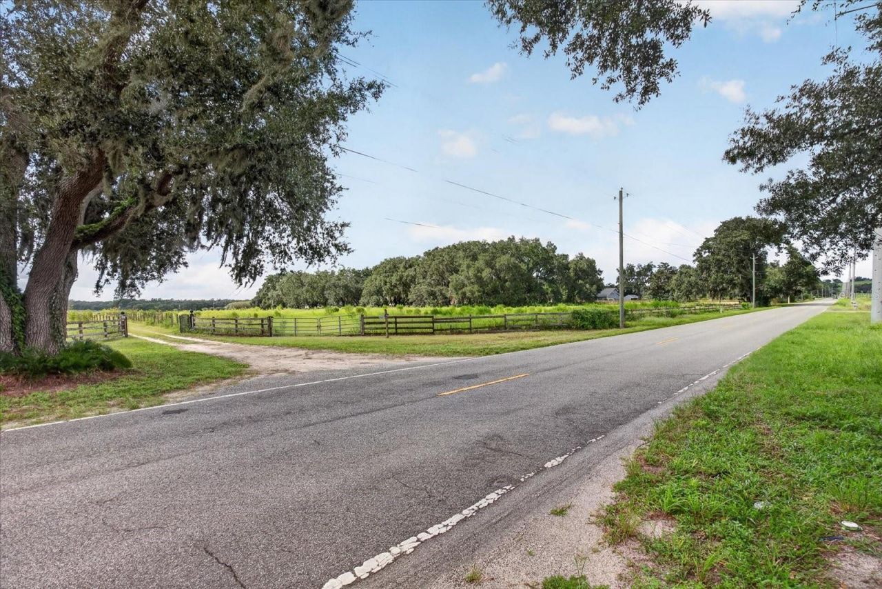 9229 Fort King Road, Dade City, FL 33525 Photo