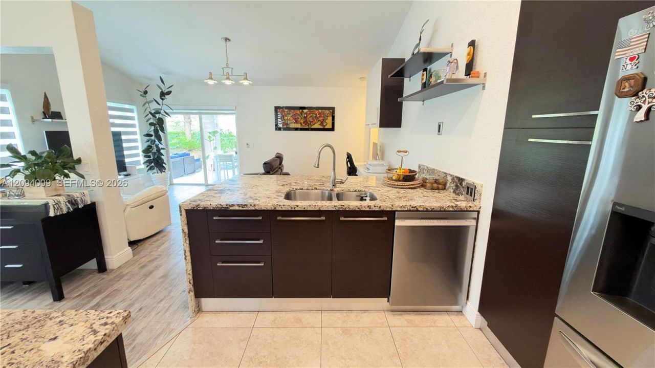 1596 Canary Island Dr, Weston, FL 33327 Photo
