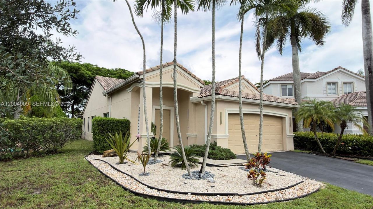 1596 Canary Island Dr, Weston, FL 33327 Photo