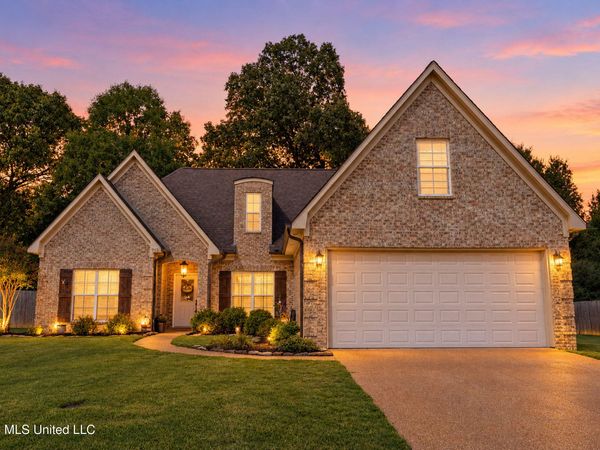903 Falcon Street, Senatobia, MS 38668