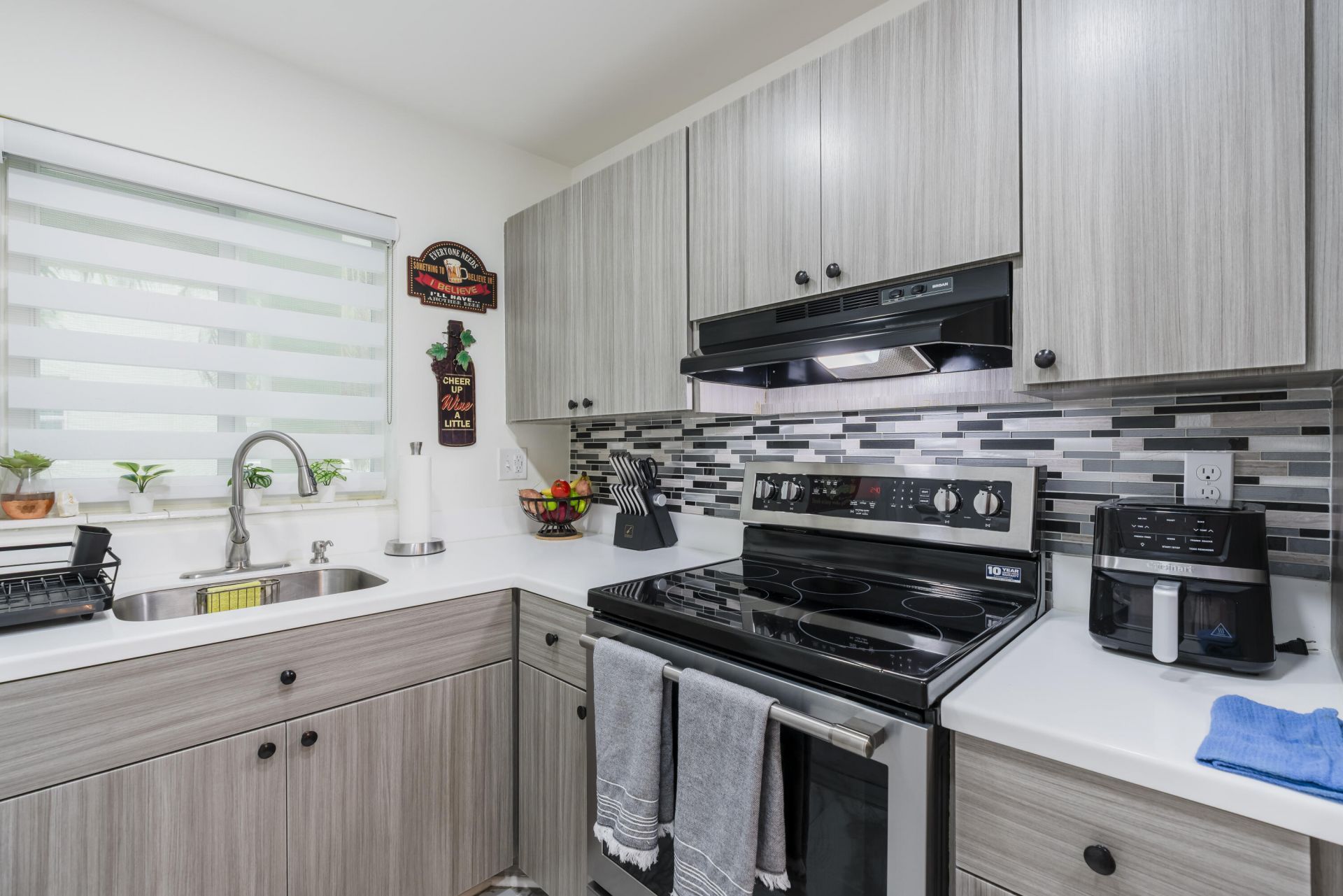 1425 Arthur Street, Unit 111B, Hollywood, FL 33020 Photo